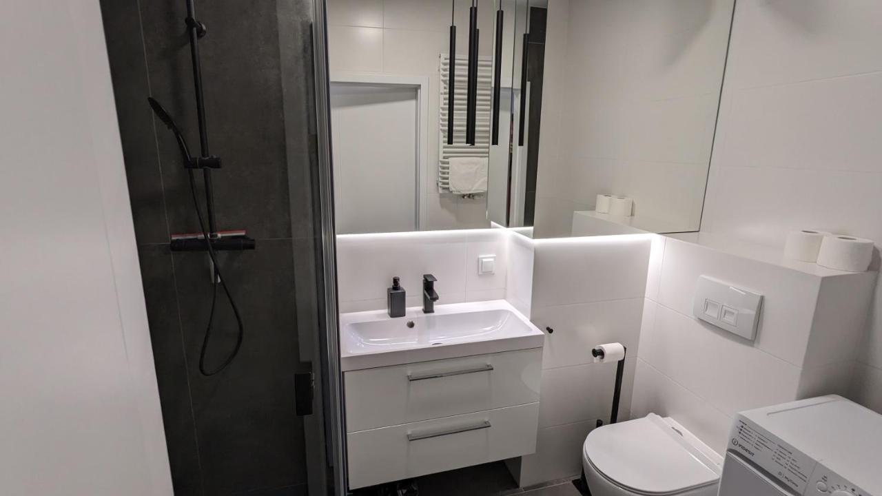 Plac Unii: Rybka Premium Gdynia Exterior foto
